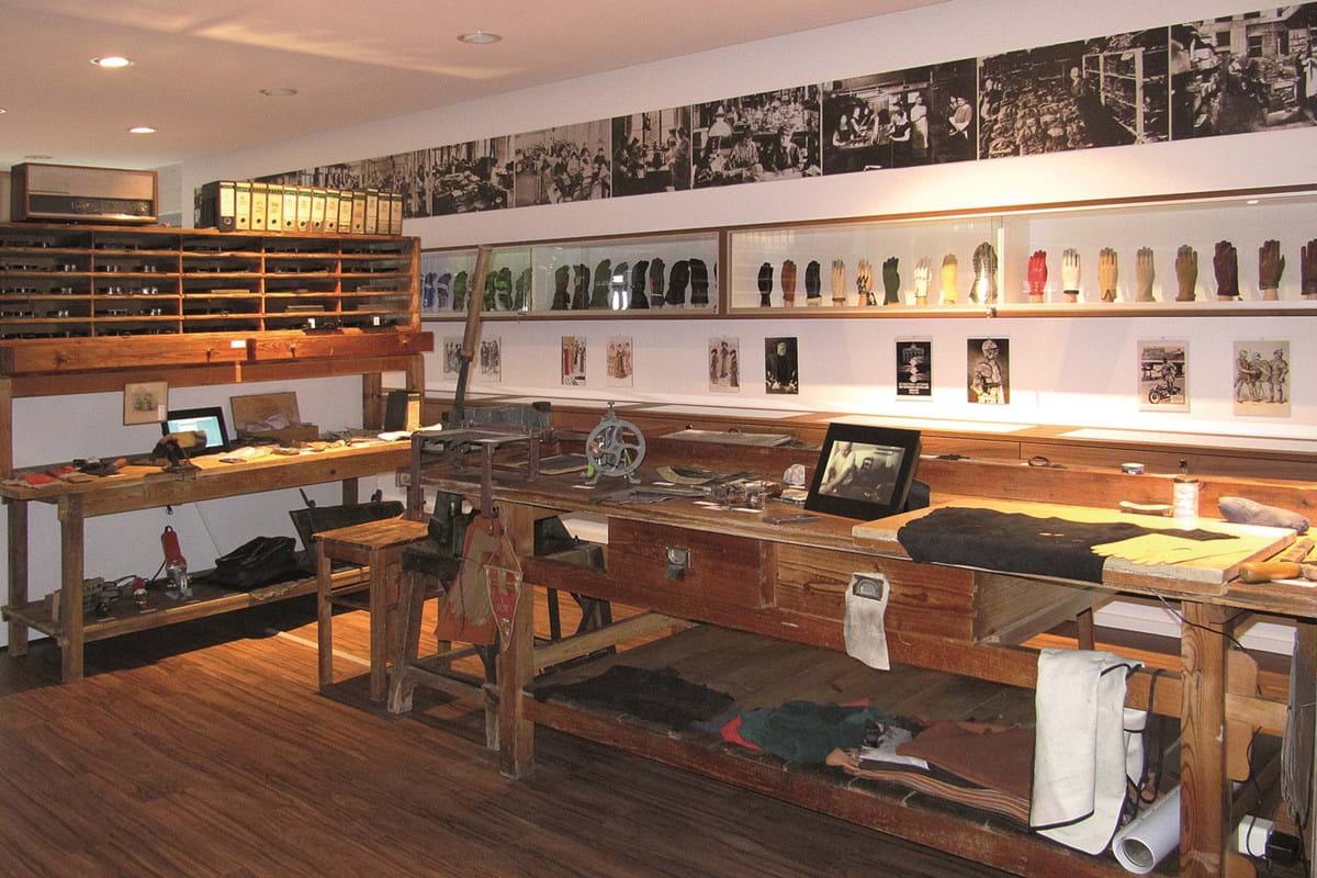 Handschuhmuseum Held