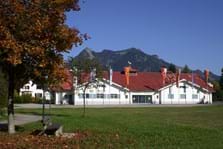 Der Marktanger mit Markthalle.