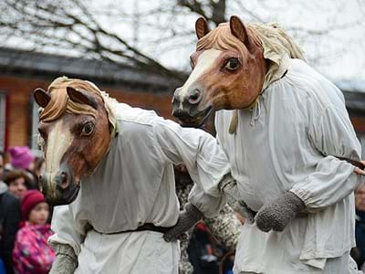 Masken aus dem Eggaspiel